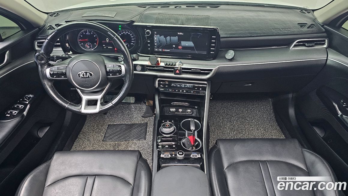 Kia K5 2021