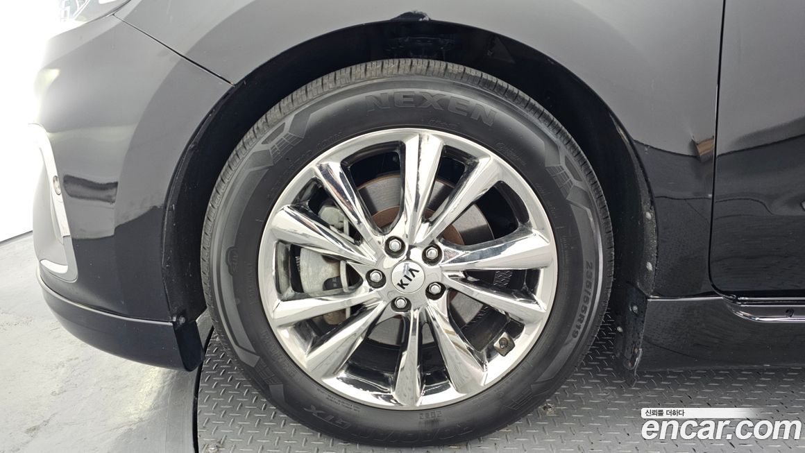 Kia Canival 2019