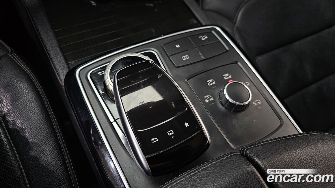 Mercedes-Benz GLE-Class 2016