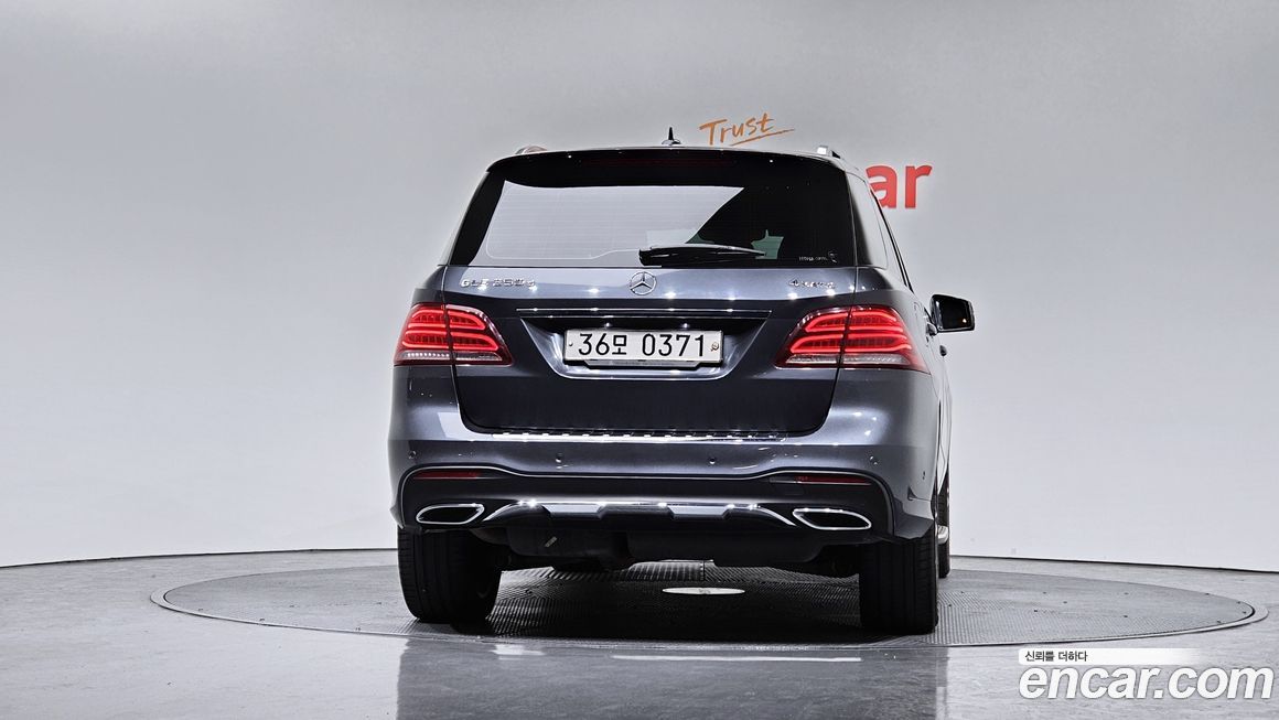 Mercedes-Benz GLE-Class 2016