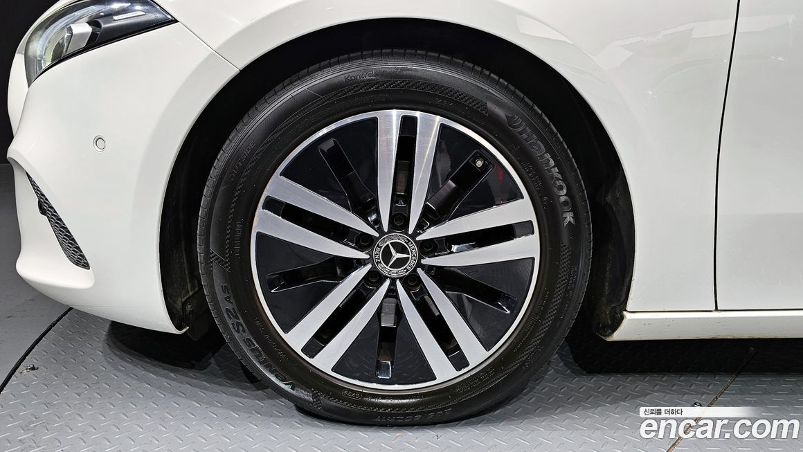 Mercedes-Benz A-Class 2021