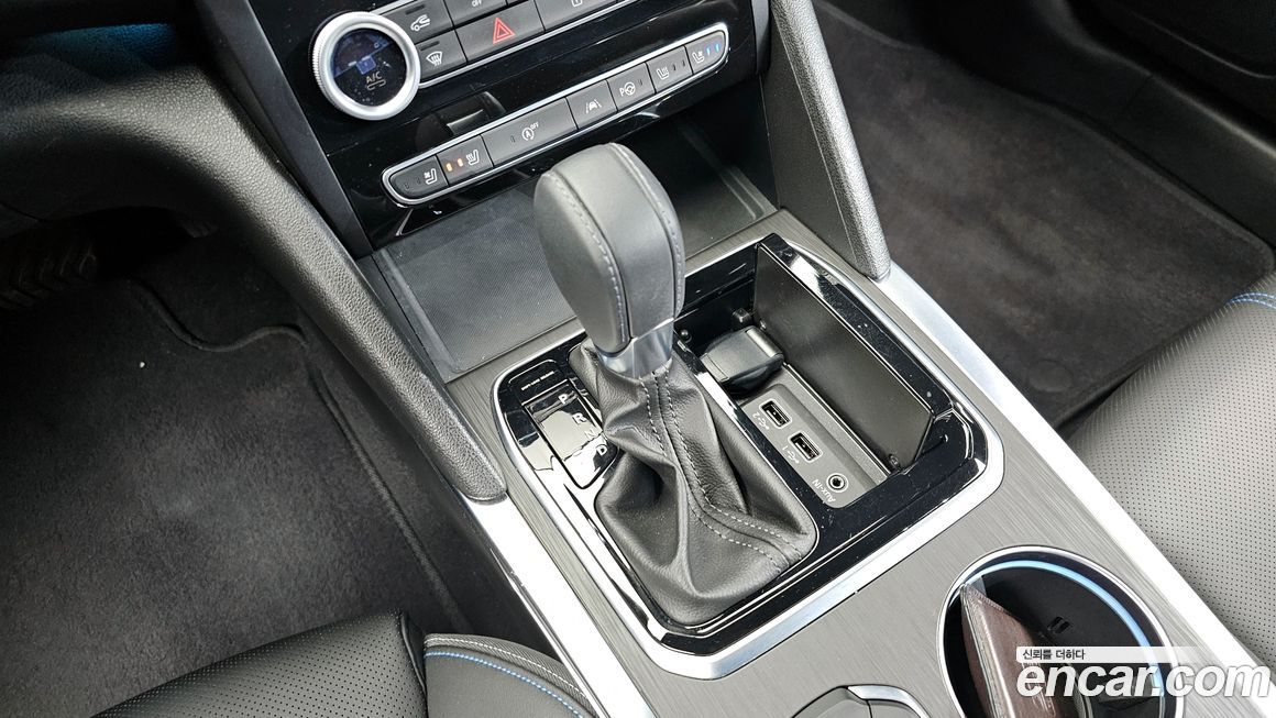 Renault-KoreaSamsung SM6 2024