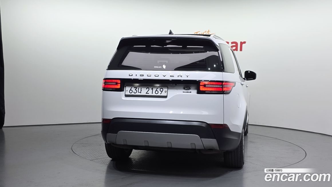 Land Rover Discovery 2018