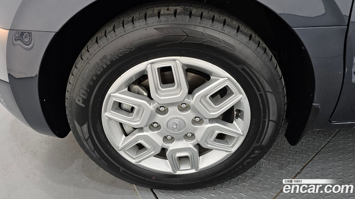Hyundai Staria 2023