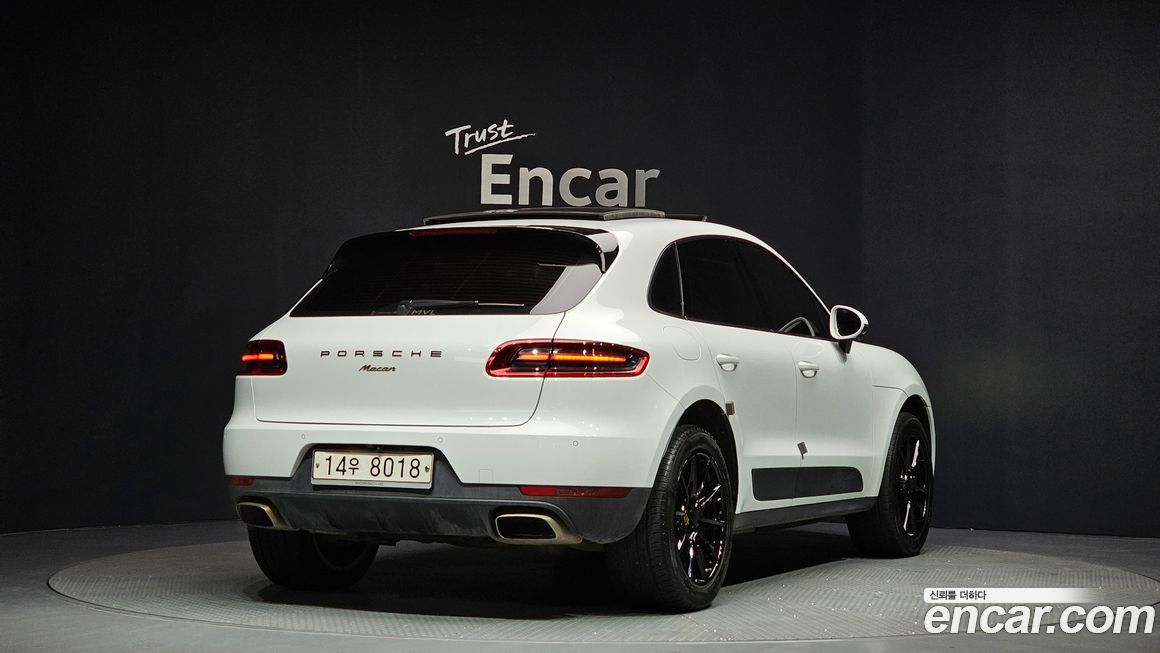 Porsche Macan 2018
