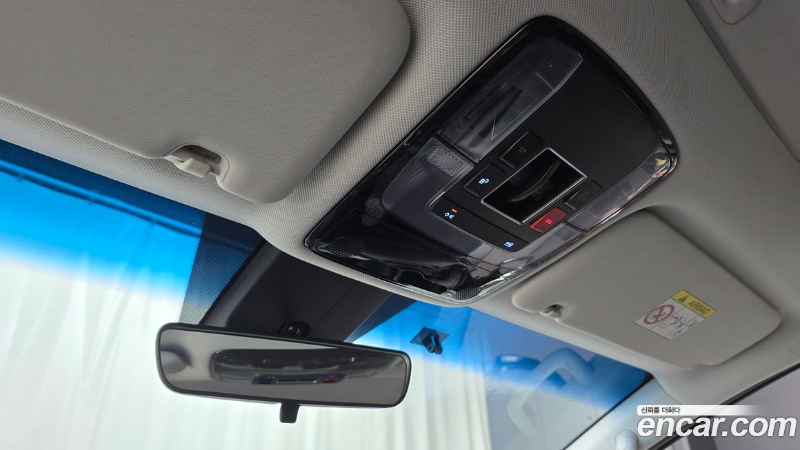 Hyundai Staria 2022