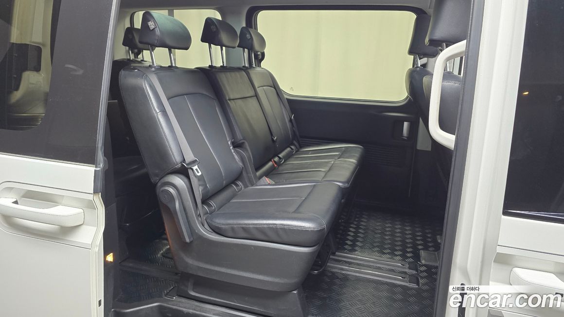 Hyundai Staria 2022