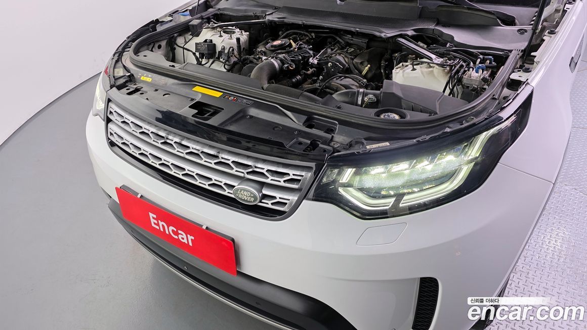 Land Rover Discovery 2018