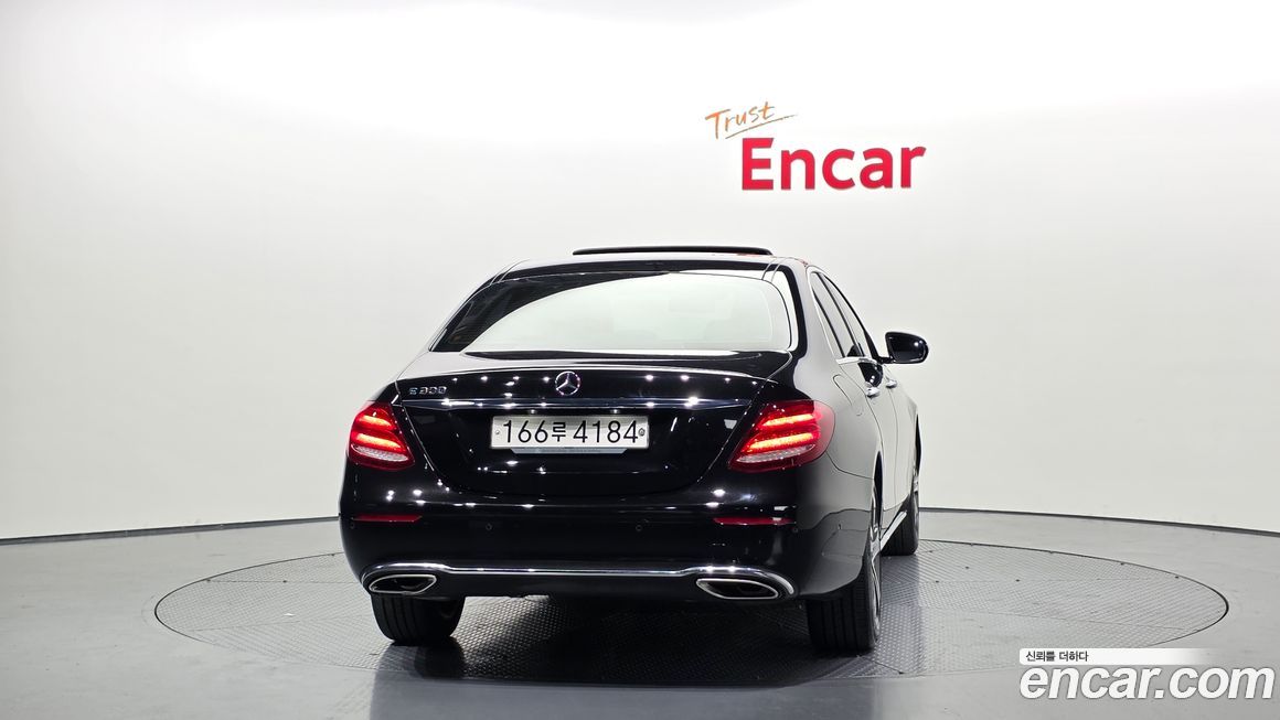 Mercedes-Benz E-Class 2020