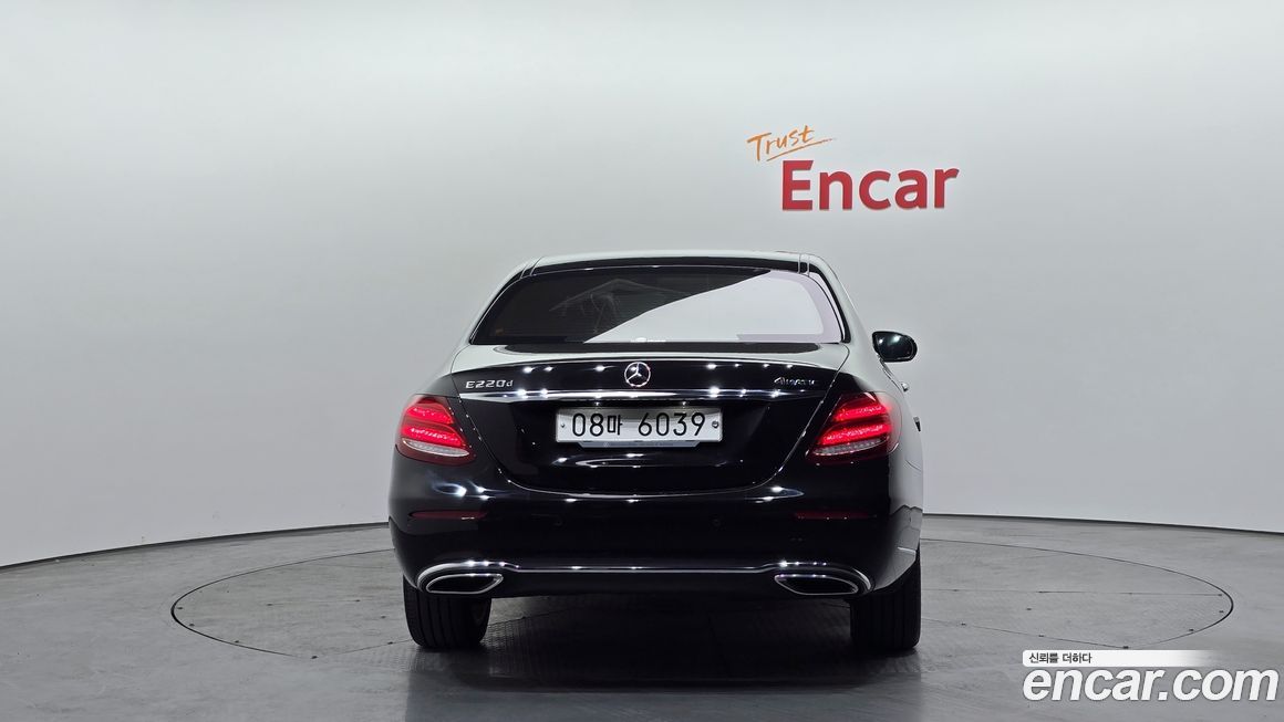 Mercedes-Benz E-Class 2019