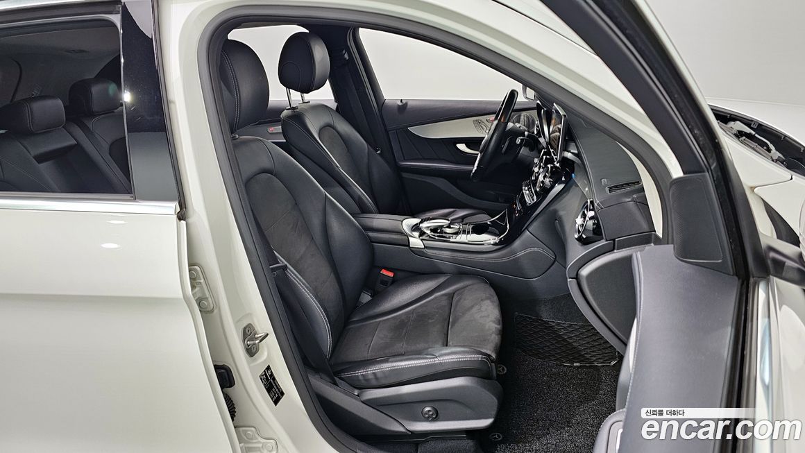 Mercedes-Benz GLC-Class 2019