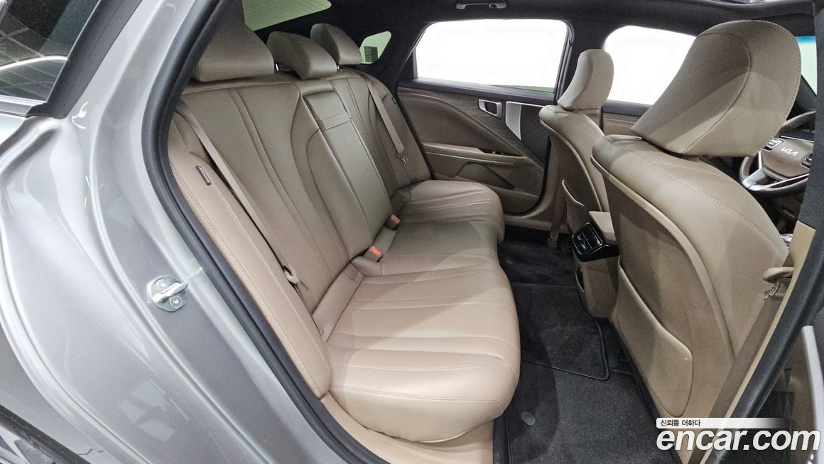 Kia K8 2023