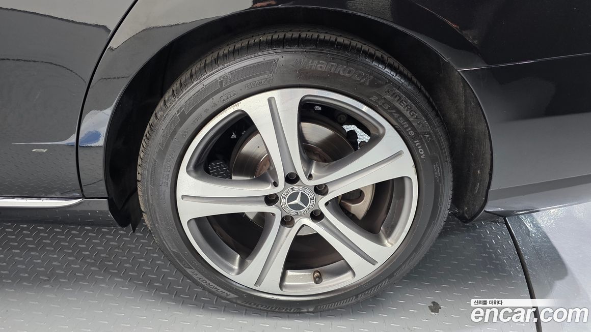 Mercedes-Benz E-Class 2020