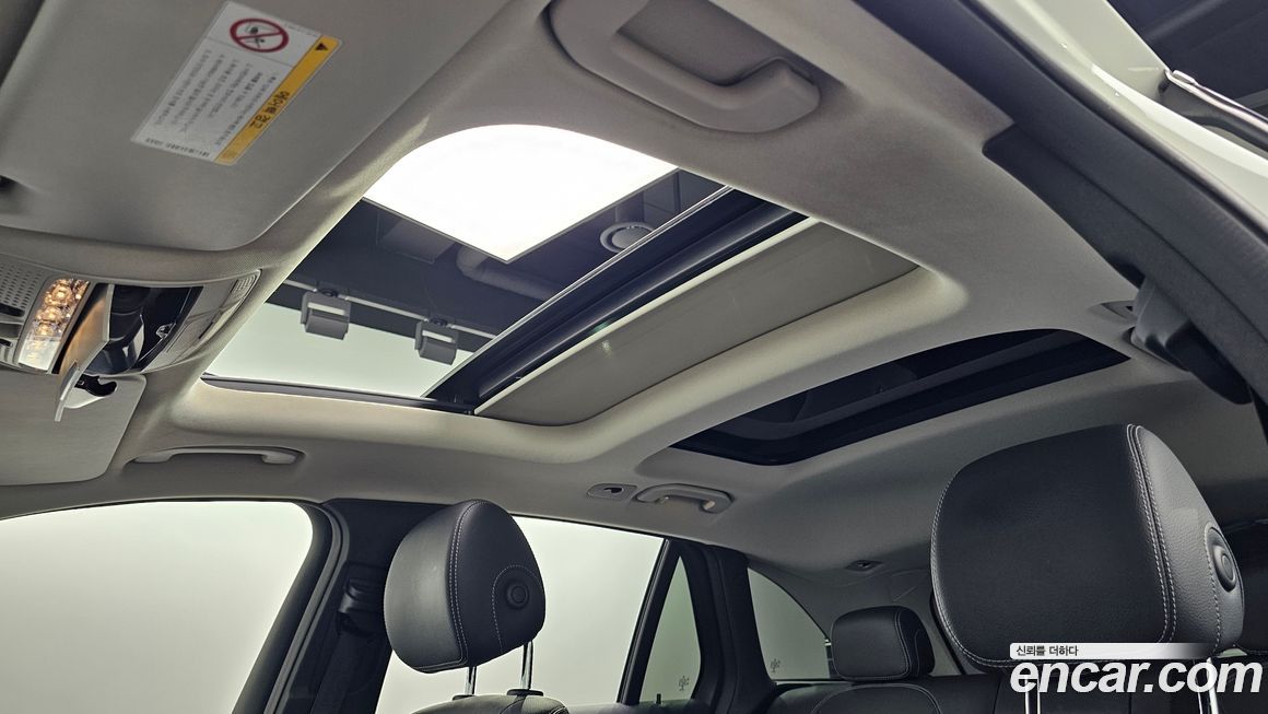 Mercedes-Benz GLC-Class 2019