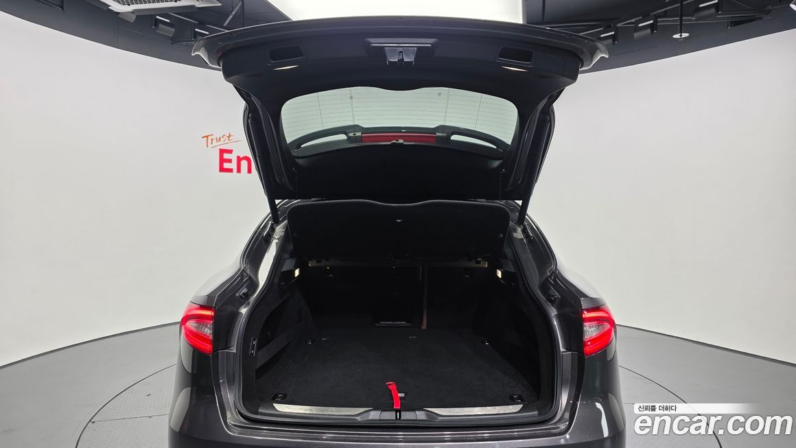 Maserati Levante 2018