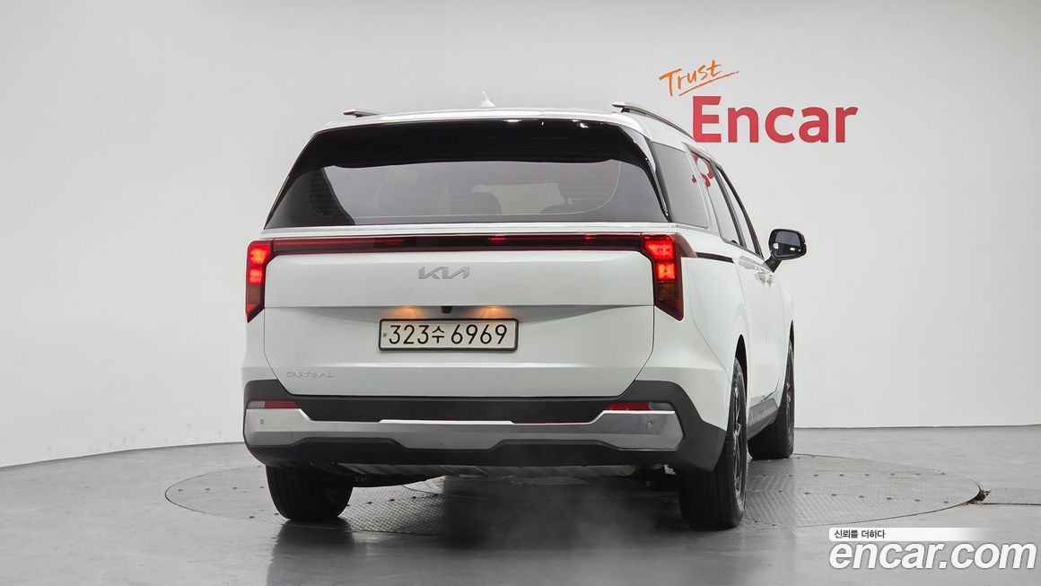 Kia Canival 2024