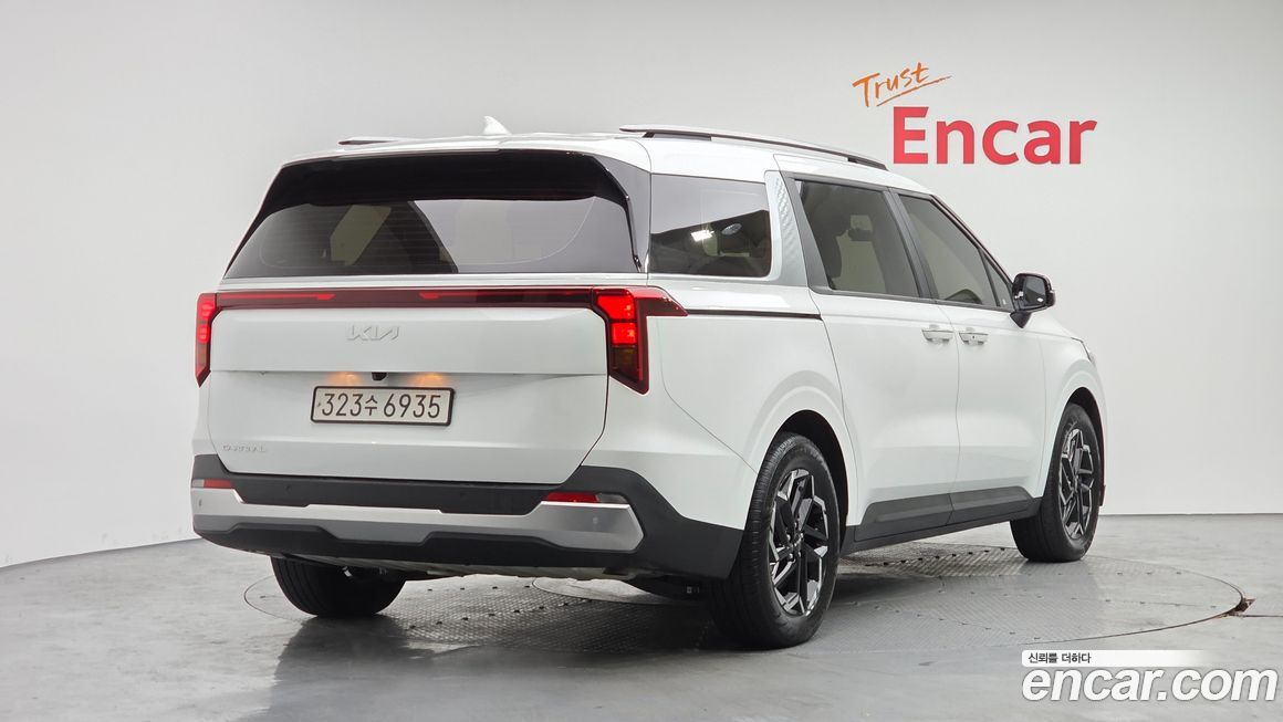 Kia Canival 2024