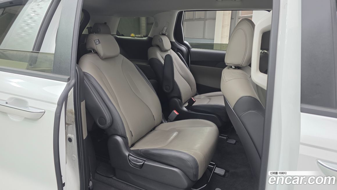 Kia Canival 2024