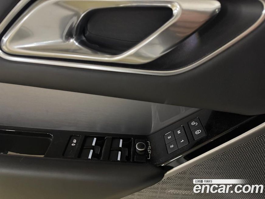 Land Rover Range Rover Velar 2018