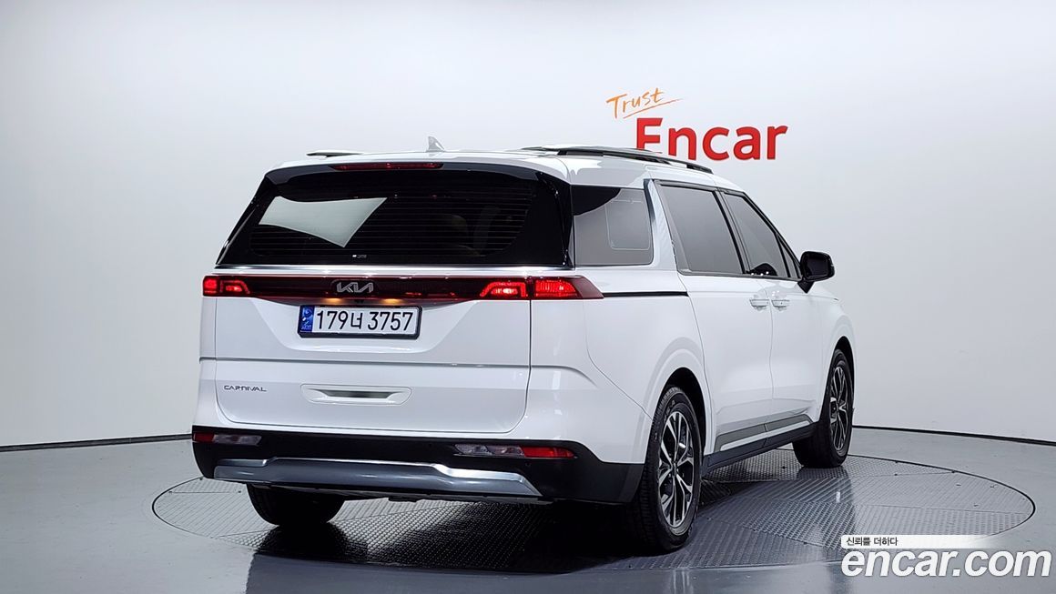 Kia Canival 2021