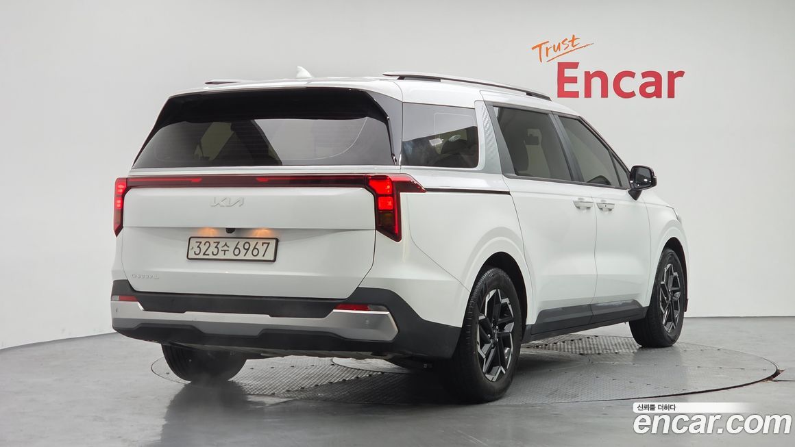Kia Canival 2024