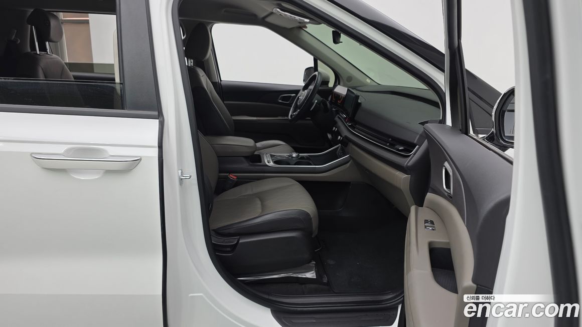 Kia Canival 2024