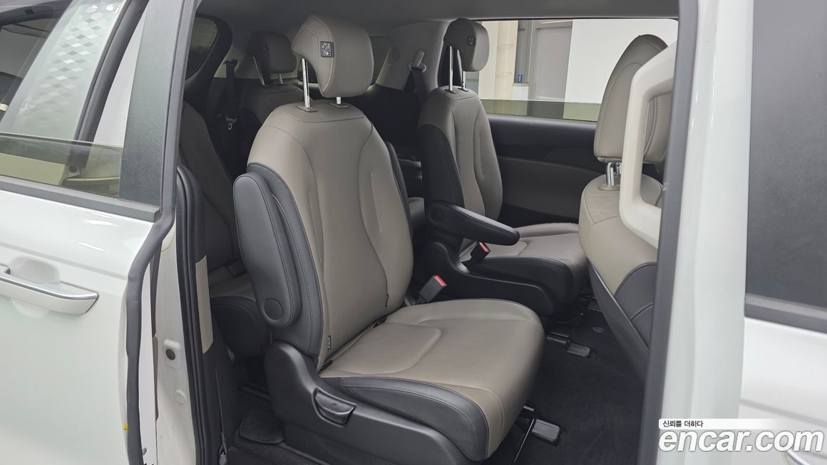 Kia Canival 2024