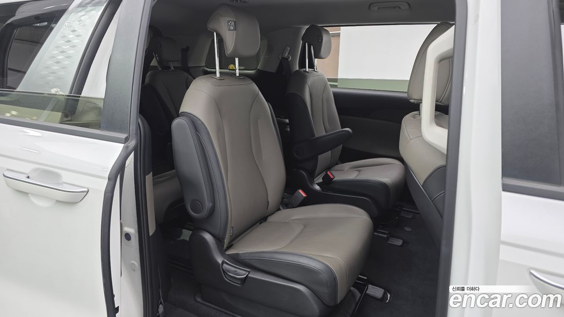 Kia Canival 2024