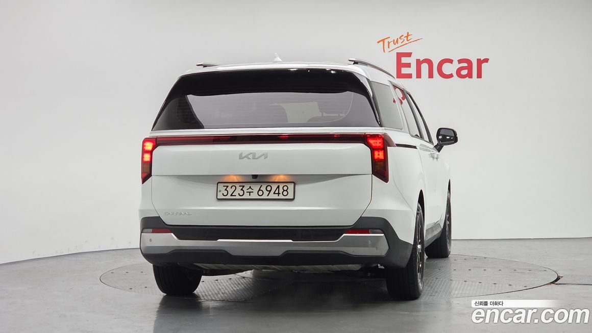 Kia Canival 2024