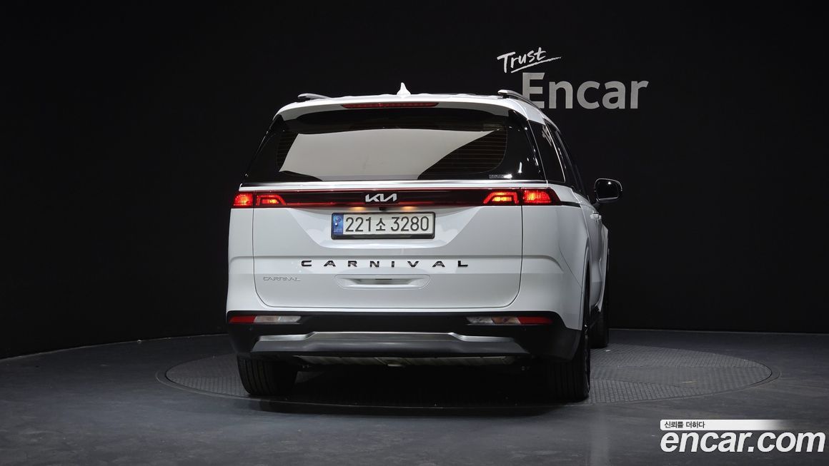 Kia Canival 2023