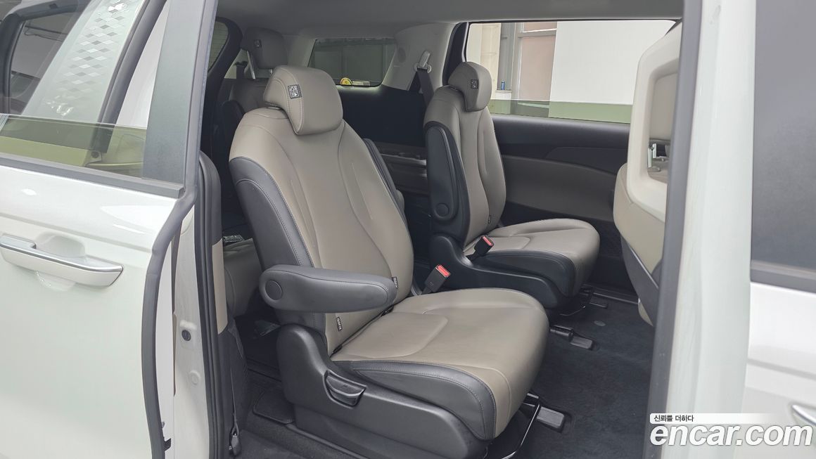 Kia Canival 2024