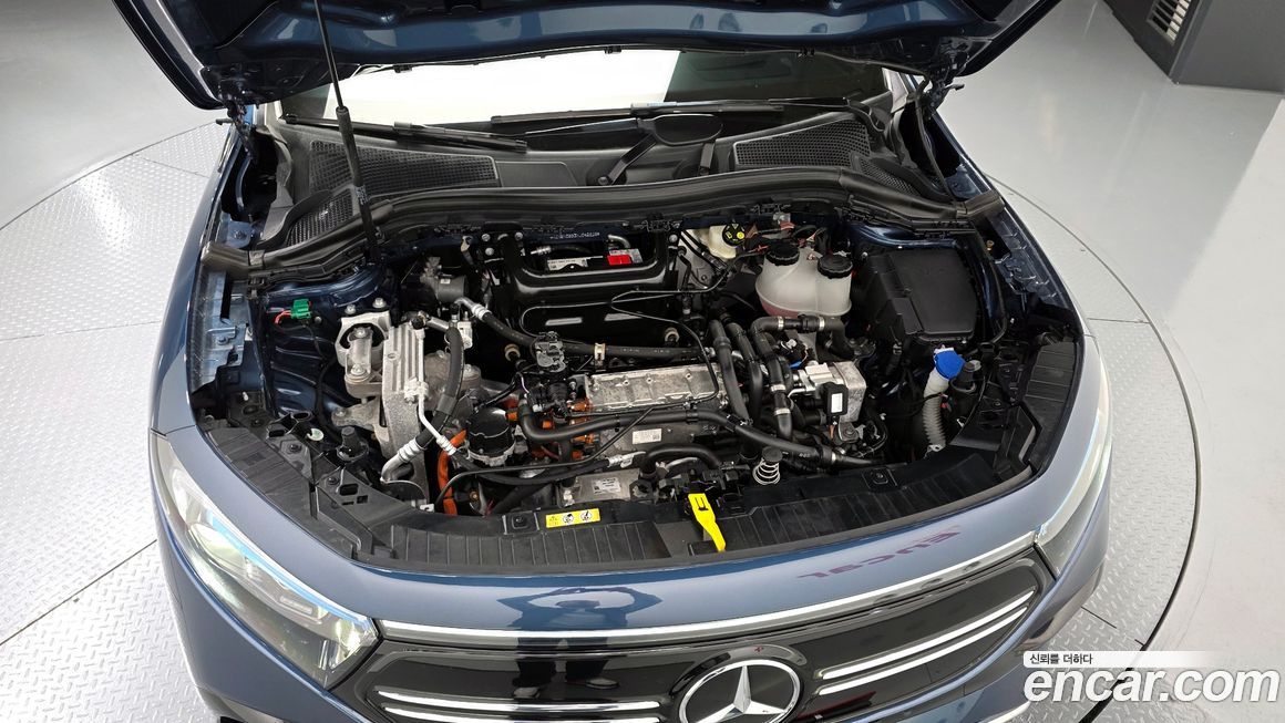 Mercedes-Benz EQA 2022