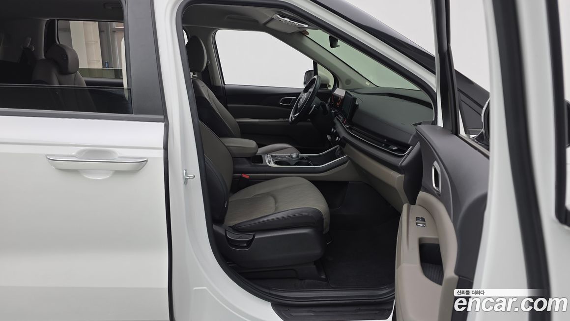 Kia Canival 2024