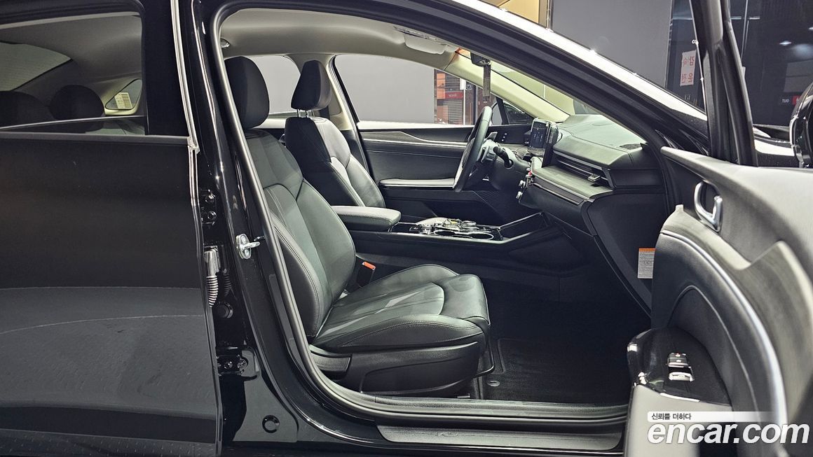 Kia K5 2025