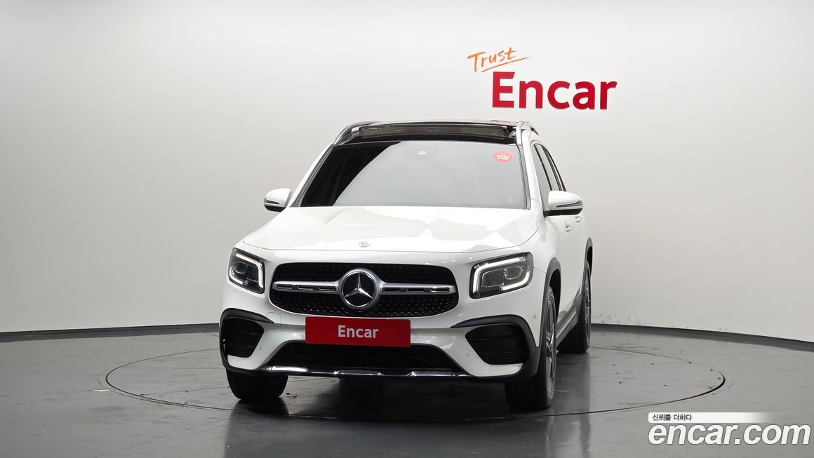 Mercedes-Benz GLB-Class 2021