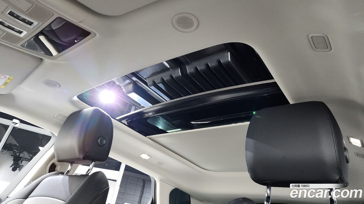 Land Rover Range Rover Evoque 2024