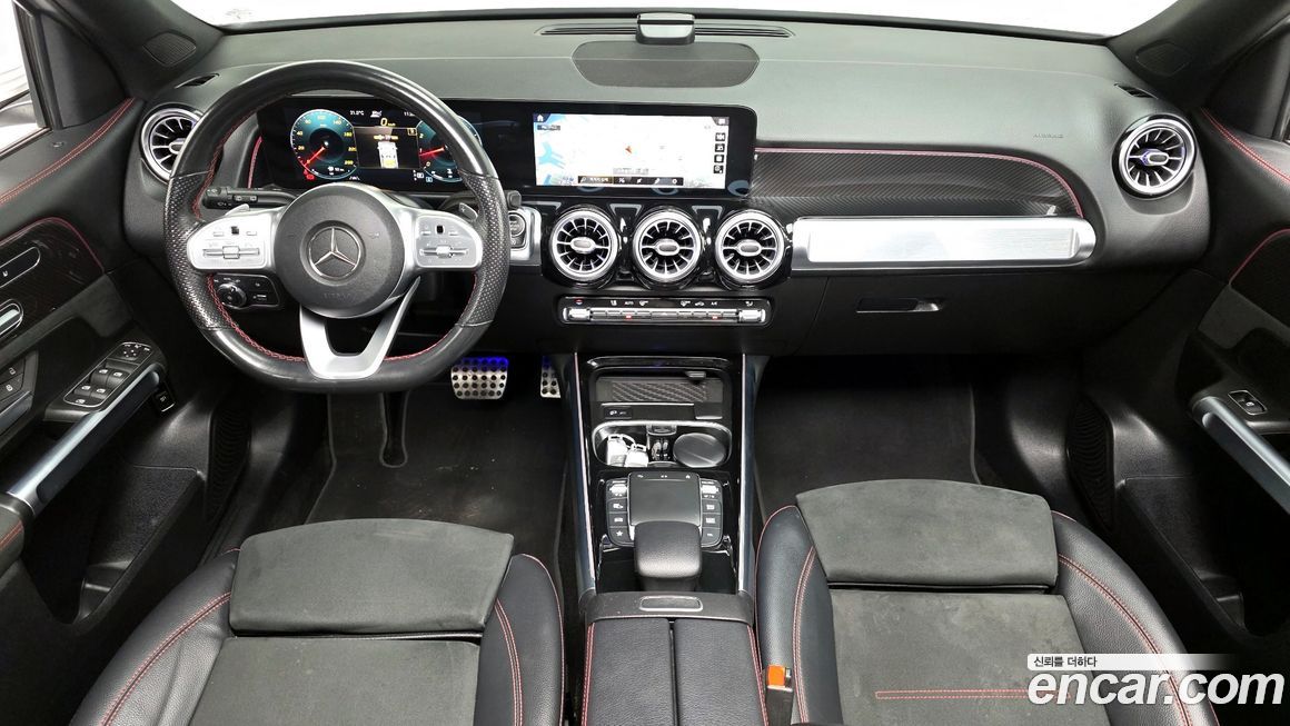 Mercedes-Benz GLB-Class 2021