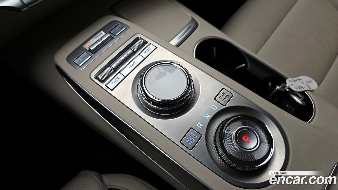 Genesis GV70 2021
