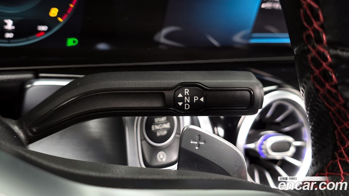 Mercedes-Benz GLB-Class 2021