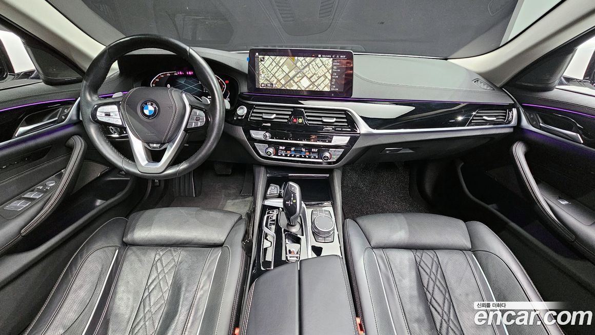 BMW 5-Series 2021