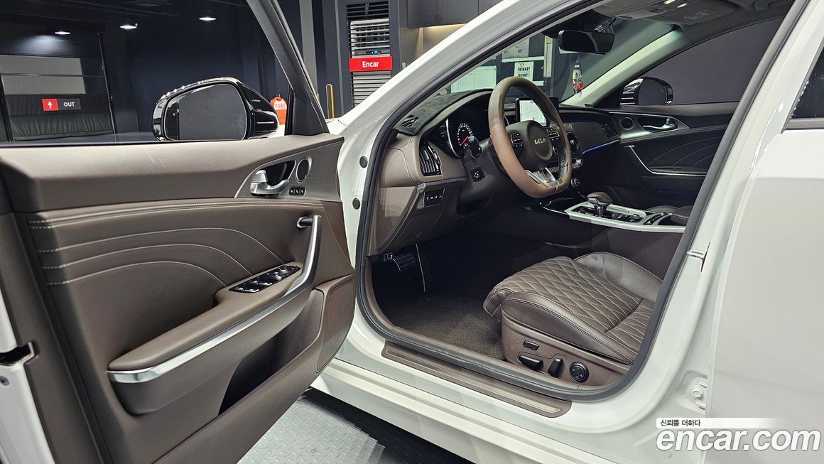 Kia Stinger 2023