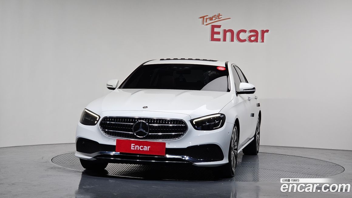 Mercedes-Benz E-Class 2021