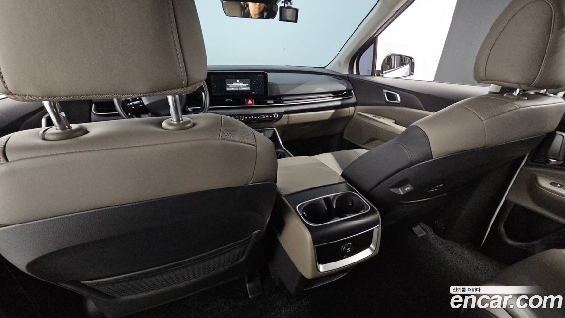 Kia Canival 2025