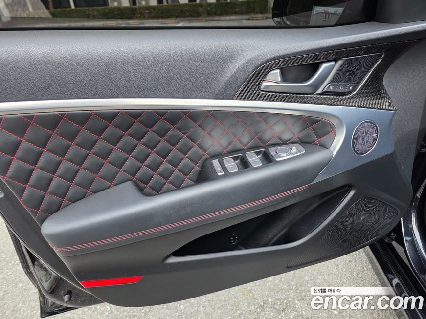 Genesis G70 2020