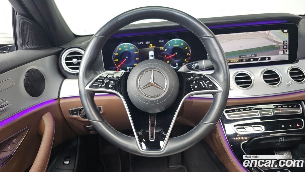 Mercedes-Benz E-Class 2021
