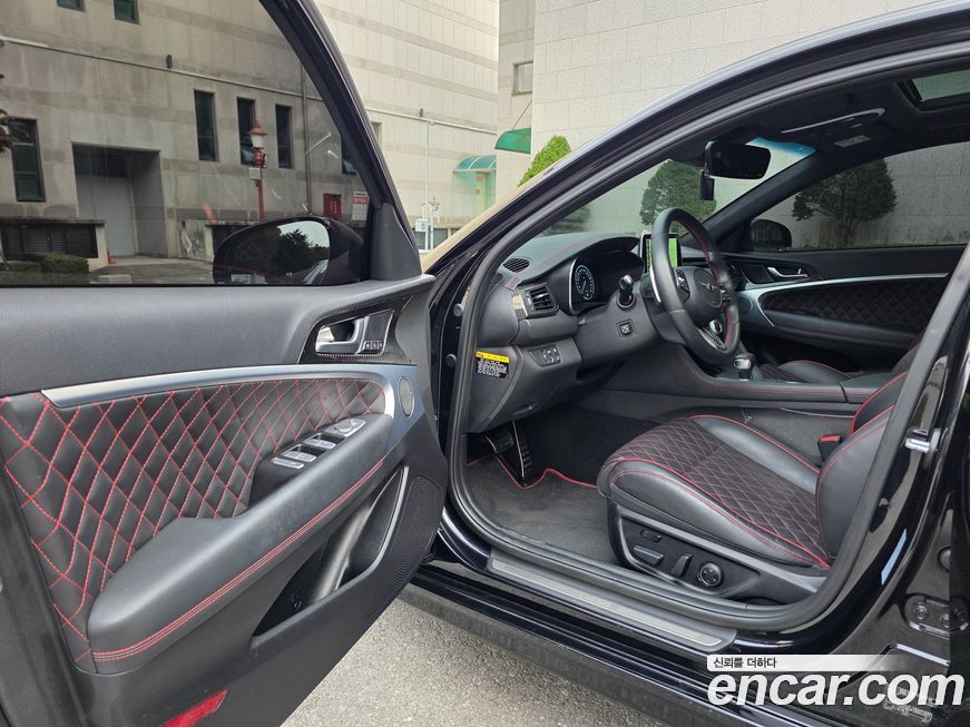 Genesis G70 2020