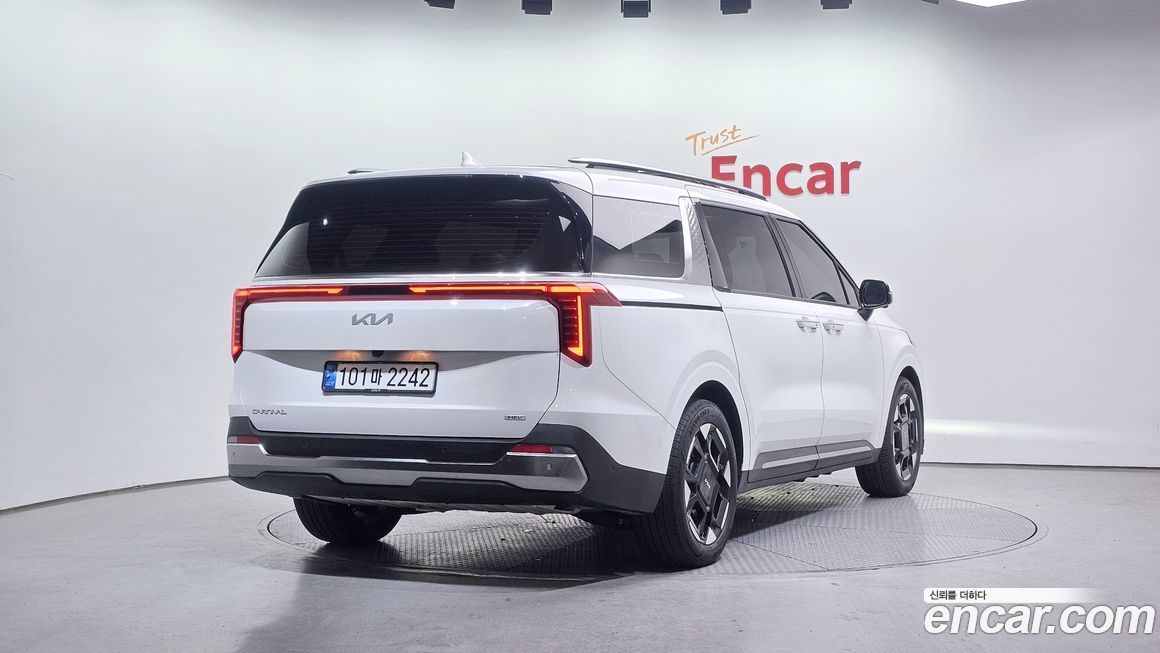 Kia Canival 2024