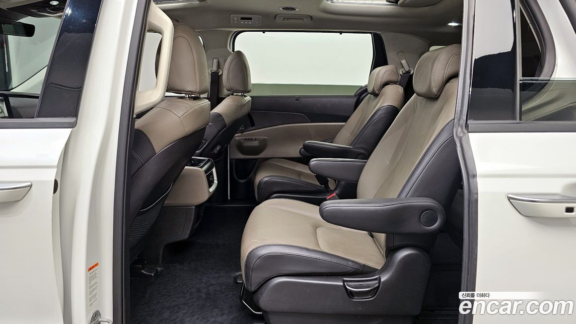 Kia Canival 2024