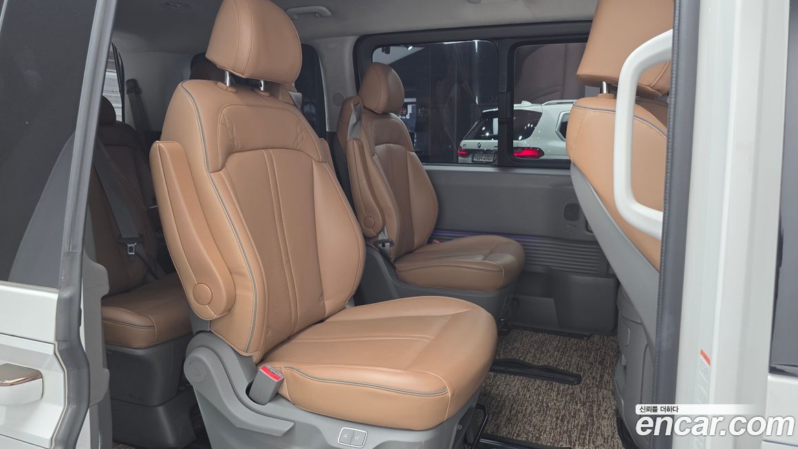 Hyundai Staria 2022