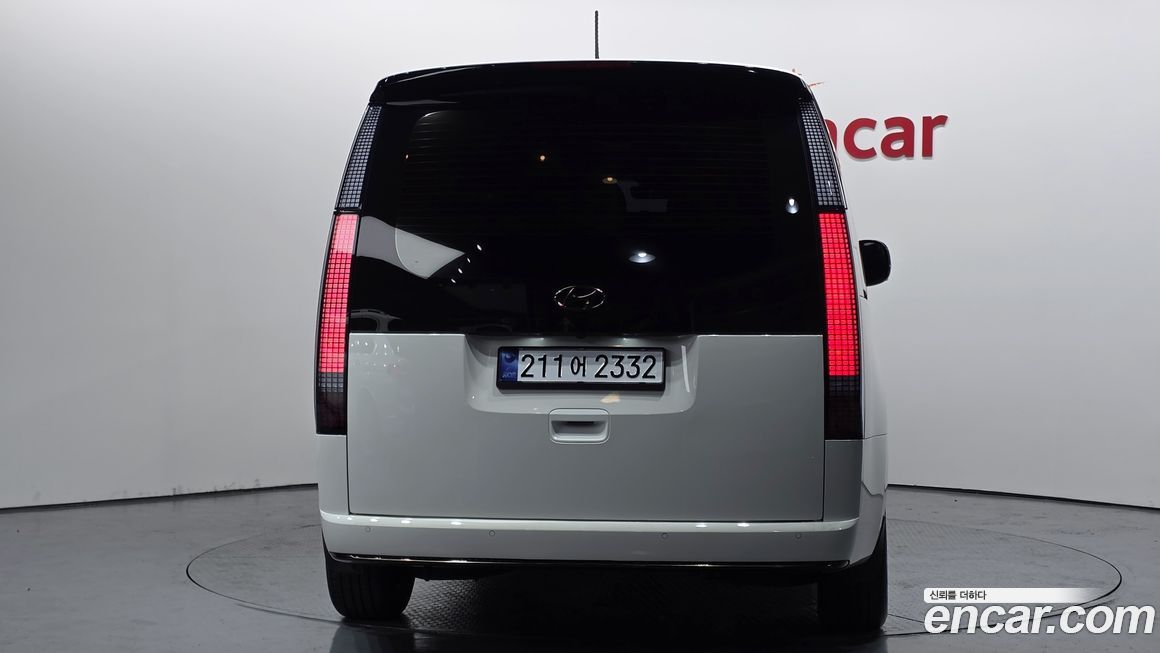 Hyundai Staria 2022